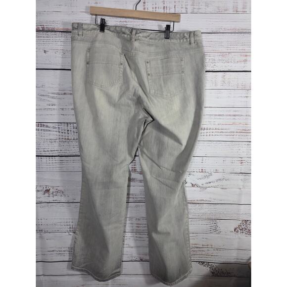 Michael Kors Women's 20W Plus Size Jean Gray Stretch Denim Straight Leg - Picture 2 of 5